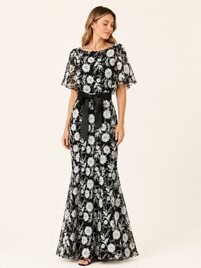 Lotus Threads Short Sleeve Floral Embroidered Gown Black/White 16 NWT